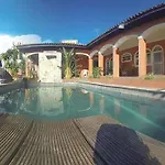 Hostel Pantanal Backpacker - Adults Only